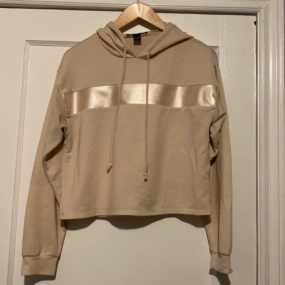 Forever 21 cropped hoodie